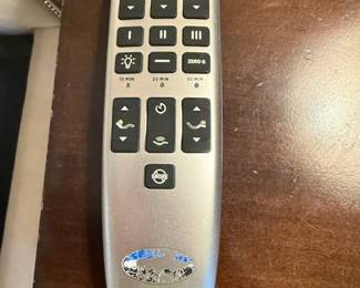 QUEEN SIZE HIBERNATION SERIES PLATINUM ADJUSTABLE BASE WITH MASSAGE AND REMOTE CONTROL