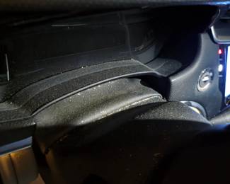 Cadillac XTS Luxury Sedan fourth image