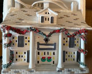 Department 56 Snow Village "Cumberland House" 1987