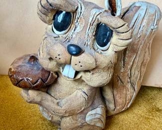 Twin Winton Ceramic Squirrel with Acorn