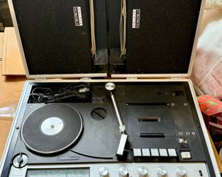 Crown Compact Cassette SCP-7000F Portable Stereo Record Player and Cassette Player 