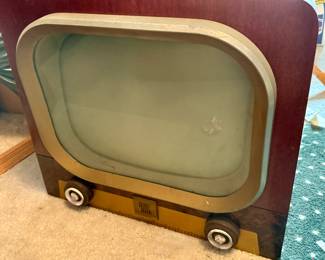 Motorola Model 17T6F Television