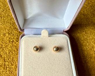 k Gold Ball Stud Earrings