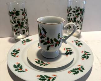Christmas Holiday Dinnerware 