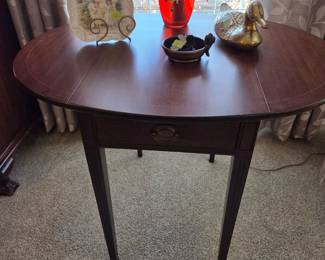 Drop-Leaf Table with Sides UP