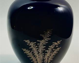 Fukagawa Porcelain Vase, 6”, Cobalt Blue with Gilt Bamboo, Mt. Fuji Mark 深川製