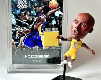  Kobe Bryant Jersey Fusion *GAME-USED* Swatch Card & Rare Mini Kobe Figure