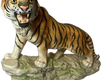 Porcelain Bengal Tiger Figurine – Andrea by Sadek Porcel in Japan