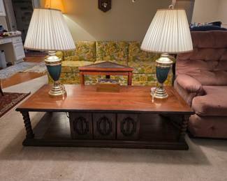 Beautiful MCM coffee table!