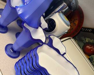 BANANA SUNDAES ANYBODY?