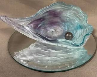 Unique Glass Shell Great for any Home 