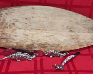 Wooden Fish Matching Serving Pieces