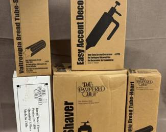 Pampered Chef Collection 5 Items