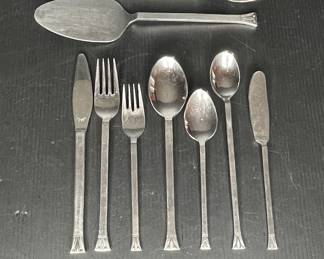 Royalty Stainless Steel Flatware Set
