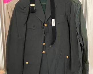 U.S. Army AG Green Service Uniform Jacket