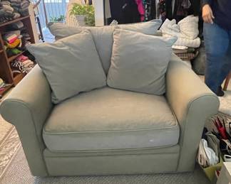 Scan Furniture Arm Chair