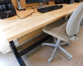 Rolling Husky work table