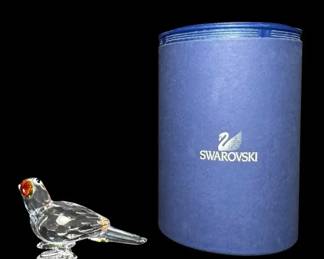 Retired Swarovski Small Parrot... Perfectly Elegant