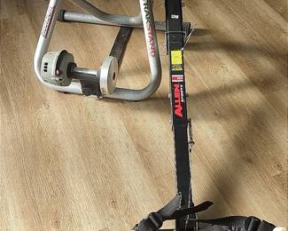 Trailer Hitch Bike Rack And Cycling Track Stand 