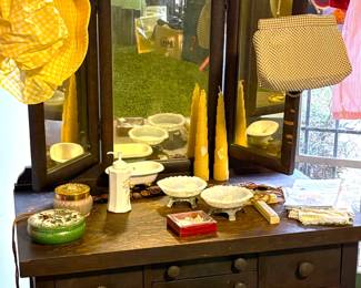 antique oak dressing table