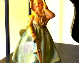 1940's Carnival Prize chalkware figurine
