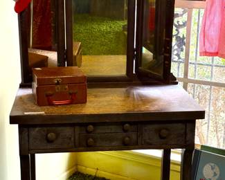 antique oak dressing table