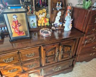 Furniture and geisha collectibles 