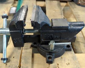 Hyper Tough 3.5" Bench Vise 