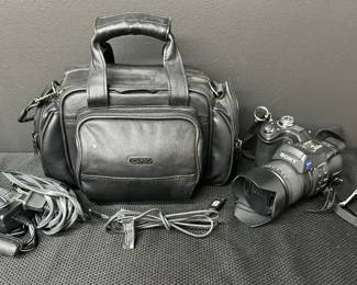 6 Sony Cybershot DSCF828 digital camera.