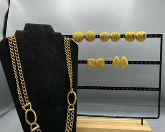 Gold Earrings And Necklace 