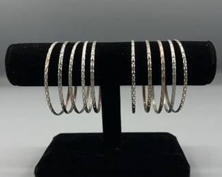 Silver Diamond Patterned Ring Bracelets