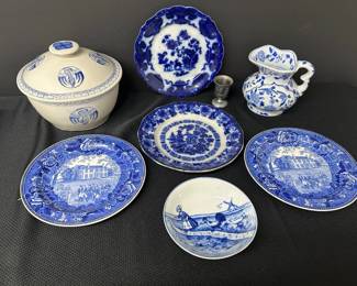 Antique flow Cashmere , DELFT, Reck and more collectables