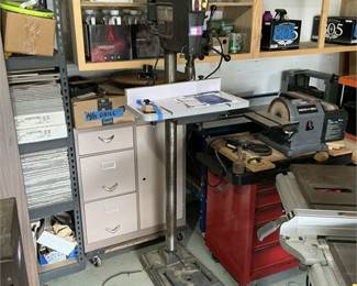 Craftsman Floor Model 15 1/2" Drill Press __ SPECIAL PICKUP INSTRUCTIONS  READ BEFORE BIDDING __