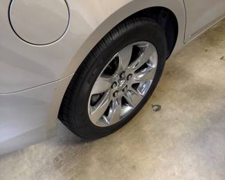 We will accept the highest offer. To submit an offer please text 205-567-5211. We do have a reserve in mind that we will not disclose. The vehicle will be available, during the sale, for inspection.