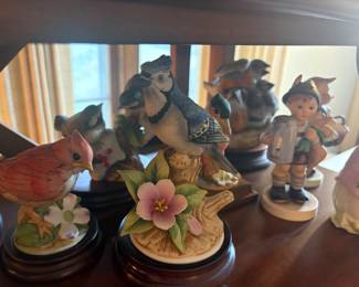 LARGE NUMBER OF ANDREA SADEK BIRDS