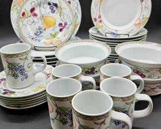 (36) Dansk Umbrian Fruits Dinnerware Svc for 6