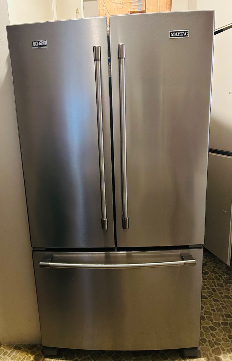 PRESALE! $850 - need moved asap
UP FOR GRABS like new Maytag Refrigerator with drawer pull out!
Retails $2200

PICKUP NOW - Call 3185005391! 
(( retail price $2200 ))