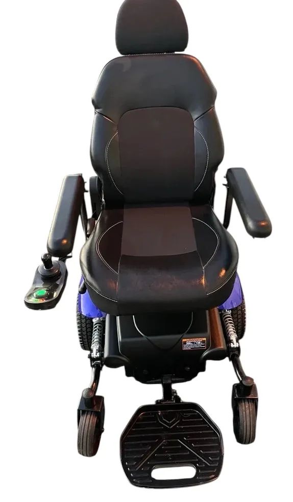 MERITS Health Vision Sport Electric Chair * P326
