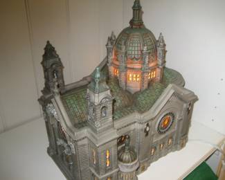 Department 56 lighted St. Paul Cathedra.