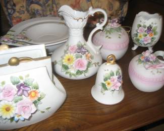 Floral porcelain decor