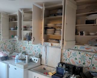 plates, dishes, bowls