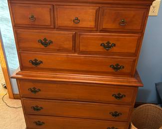 Early American 8 drawer chest