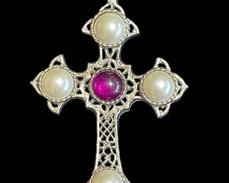 Sarah Coventry Crusader Cross Necklace (circa 1971)