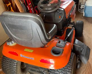 HUSQVARNA Riding Mower/Tractor 
