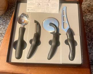 CUTCO Set 