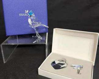 SH428Swarovski Blue Jay And Silver tone Heart Lock With Key 