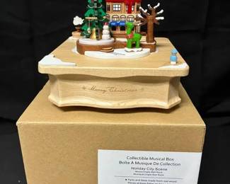 SH355Wonderful Life Christmas City Music Box