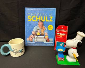 SH183VPeanuts Collectibles  Book, Wind up Toy  Mug