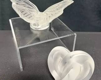 SH276Lalique Frosted Crystal Butterfly And Heart 