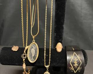 SH513Vintage Costume Cameo And More 